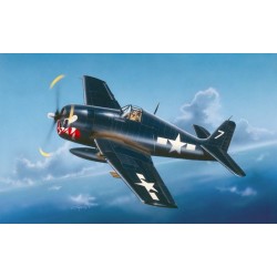 F6F-5 Hellcat 
