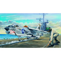 F-8E Crusader 