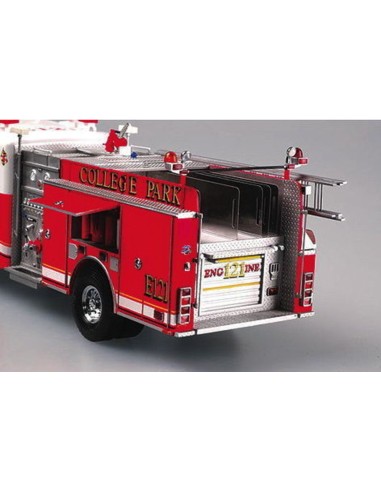 American LaFrance Eagle Fire Pumper 2002 