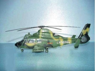 Z-9 G Bewaffneter Helicopter 