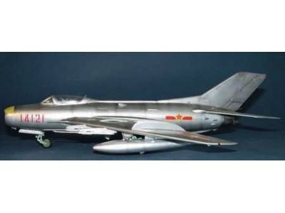 MiG-19 PM Farmer E 