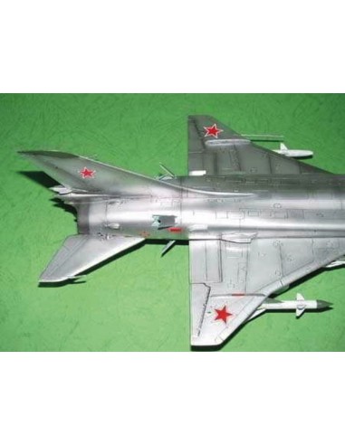 Sukhoi Su-15 UM Flagon F 