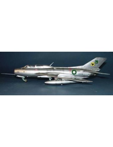 Shenyang FT-6 Trainer 