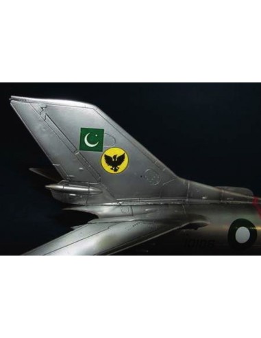 Shenyang FT-6 Trainer 