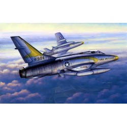 F-100C Super Sabre 