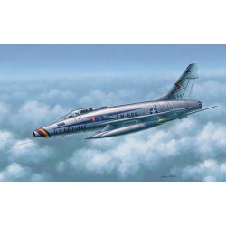 F-100D Super Sabre 