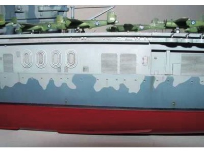 Flugzeugträger USS Hornet CV 8 