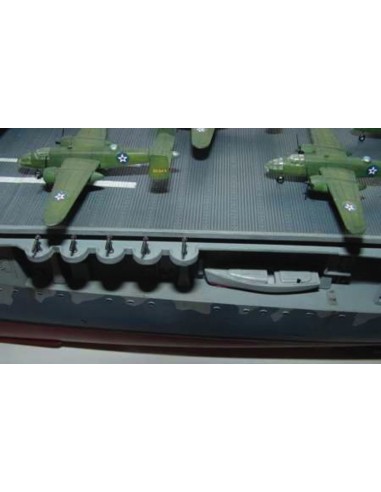 Flugzeugträger USS Hornet CV 8 