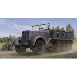 Schwerer Zugkraftwagen 18 t Sd.Kfz.9 Artillery Version 