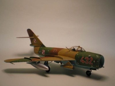 MiG-17 PF Radar Fresco 