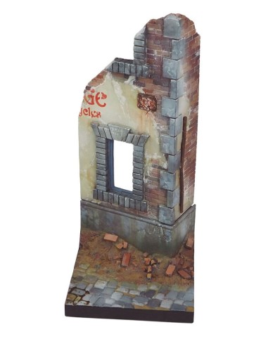 Ruined Street Corner 7 x 7 cm 