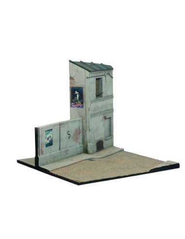 French Street 24 x 23 x 21 cm 