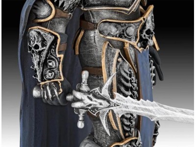 WORLD OF WARCRAFT - Le Roi Liche - Model Kit 1/16 