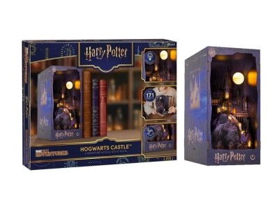 HARRY POTTER -BOOK NOOK KIT - Chateau Poudlard - 171pc + Eclairage LED 