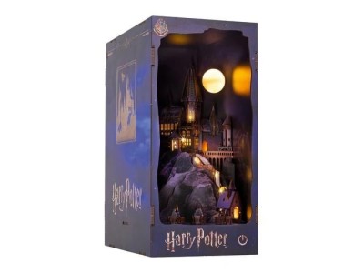 HARRY POTTER -BOOK NOOK KIT - Chateau Poudlard - 171pc + Eclairage LED 