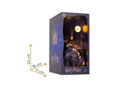 HARRY POTTER -BOOK NOOK KIT - Chateau Poudlard - 171pc + Eclairage LED 
