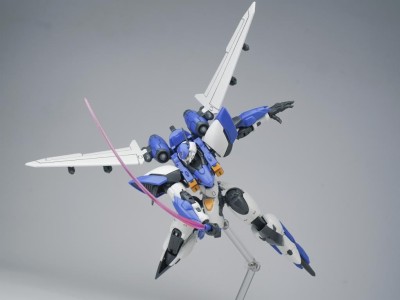 SHEIK MAINLAND - Ultra Action Trooper Yun Que Blue - Model Kit 1/144 