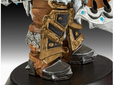 WORLD OF WARCRAFT - Thrall - Model Kit 1/16 
