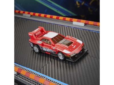 TRANSFORMERS X HOT WHEELS - GT Scorcher -Figurine Collaborative 12.5cm 