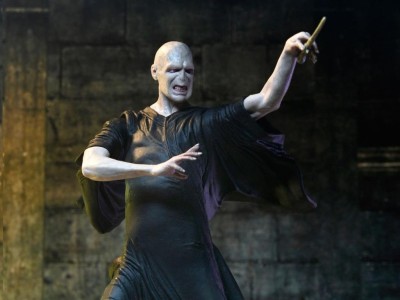 HARRY POTTER - Voldemort - Figurine Legacy Collection 17cm