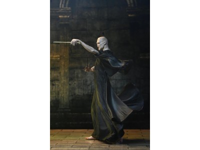 HARRY POTTER - Voldemort - Figurine Legacy Collection 17cm