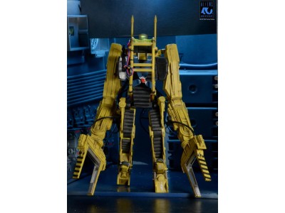 ALIENS 40EME ANNIVERSAIRE - Power Loader P-5000 - Figurine Deluxe 27cm