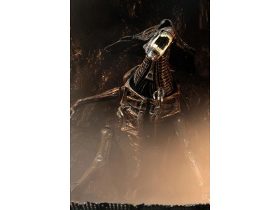 ALIEN RESURRECTION - Reine Alien - Figurine Ultra Deluxe 37cm