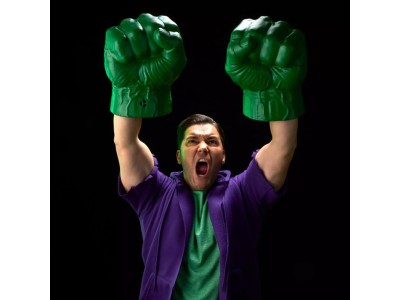 MARVEL - Poings Hulk - Replica Legend Series 1/1