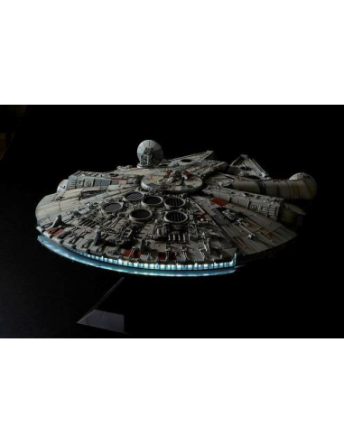STAR WARS - Millenium Falcon - Model Kit...