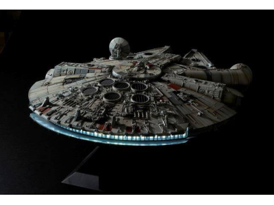 STAR WARS - Millenium Falcon - Model Kit Perfect Grade 48cm