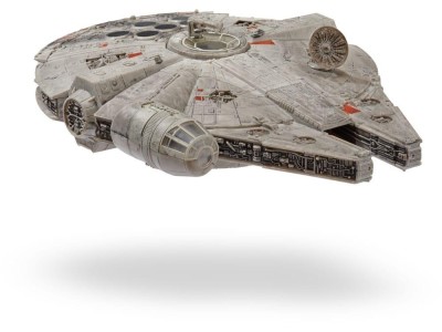 STAR WARS - Feature Vehicle (9" Vehicle & Figure) - Millennium Falcon