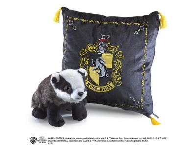 HARRY POTTER - Peluche & coussin 34x34 - Poufsouffle