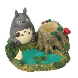 MON VOISIN TOTORO - Totoro au bord de la marre -Figurine... 2