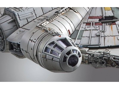 STAR WARS EPISODE VII - Millennium Falcon - Model Kit 1/144 24.1cm