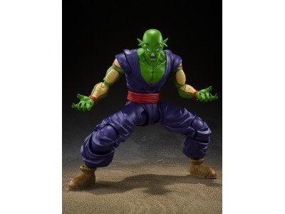 DRAGON BALL - Piccolo 'Super Hero' - Figurine S.H.Figuarts - 16cm