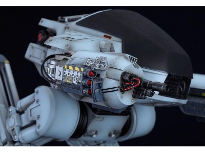 ROBOCOP - ED-209 - Plastic Model Kit Moderoid 20cm