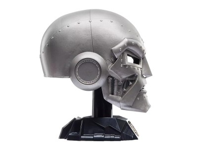 MARVEL - Casque Dorctor Doom - Réplique Legend Series 1/1