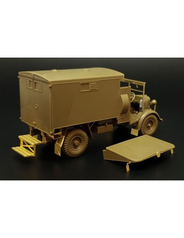 British 2-Ton 4x2 Ambulance (Austin K2) for Tamiya
