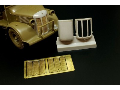 British 2-Ton 4x2 Ambulance (Austin K2) FRONT GRILL for Tamiya