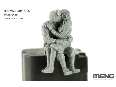 The Victory Kiss (Resin)