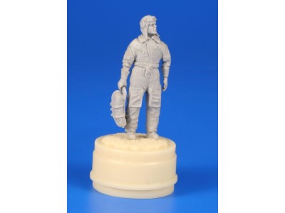 Czechoslovak pilot (1938) w.a parachute