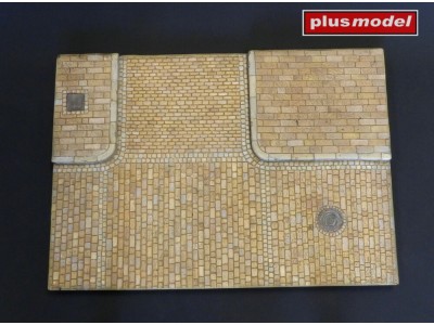 Display base – Cobblestone street intersection