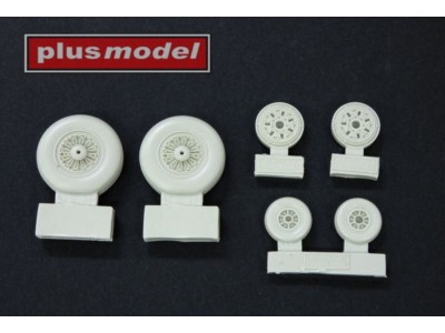 F-101A/C Woodoo wheels