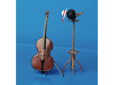 Bass und Kleiderständer