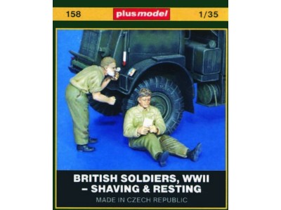 Britische Soldaten, WWII Shaving & Resting