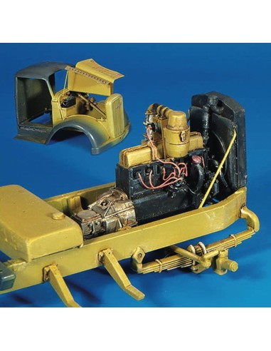 Opel Blitz Motor für Italeri Bausatz
