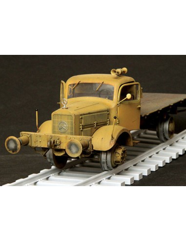 Mercedes L4500A Eisenbahn Lastwagen