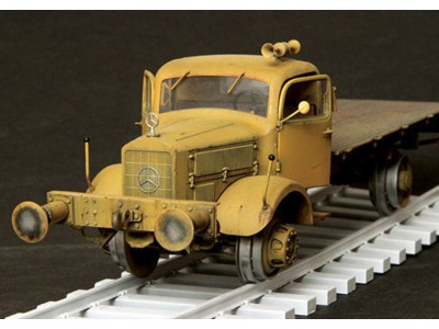 Mercedes L4500A Eisenbahn Lastwagen