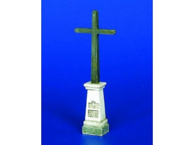 Kreuz auf einem Podest