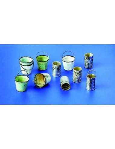 Metalleimer und Dosen